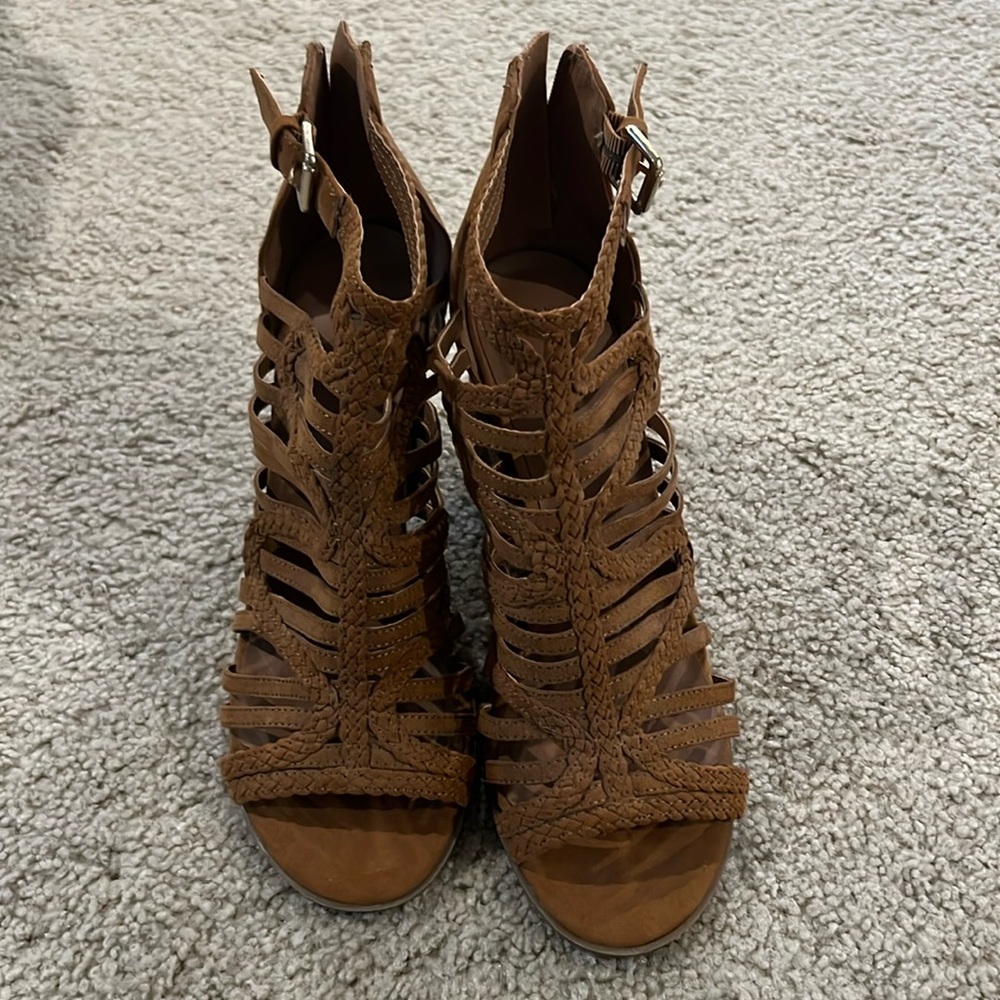 Size 8.5. Worn once.